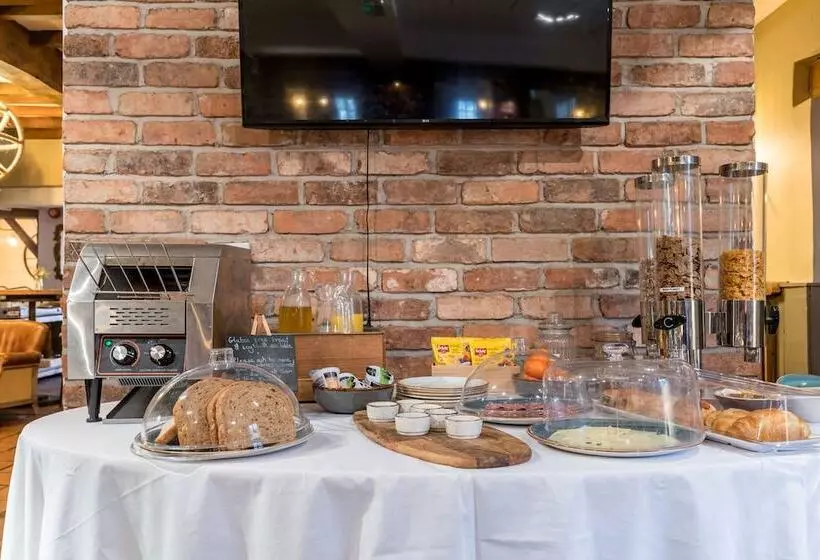 호텔 The Littleton Arms