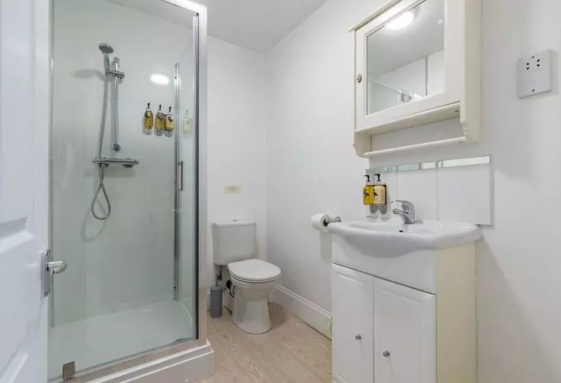 호텔 The Littleton Arms