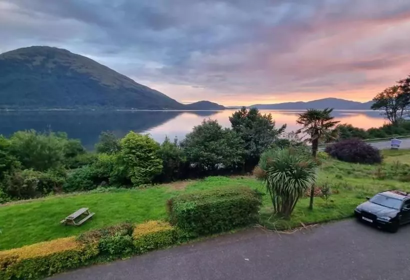 ホテル The Lodge On The Loch