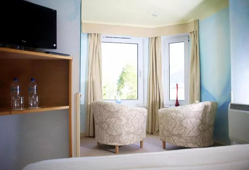 ホテル The Lodge On The Loch