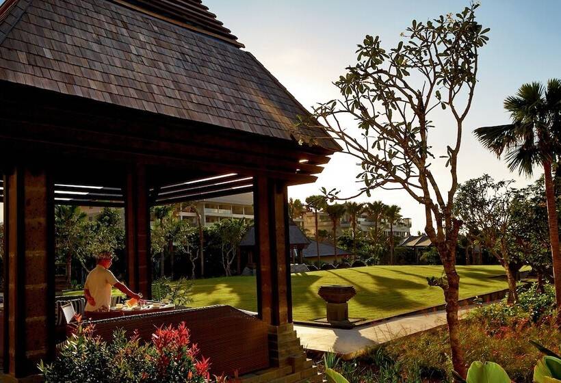 בית מלון כפרי The Ritzcarlton, Bali