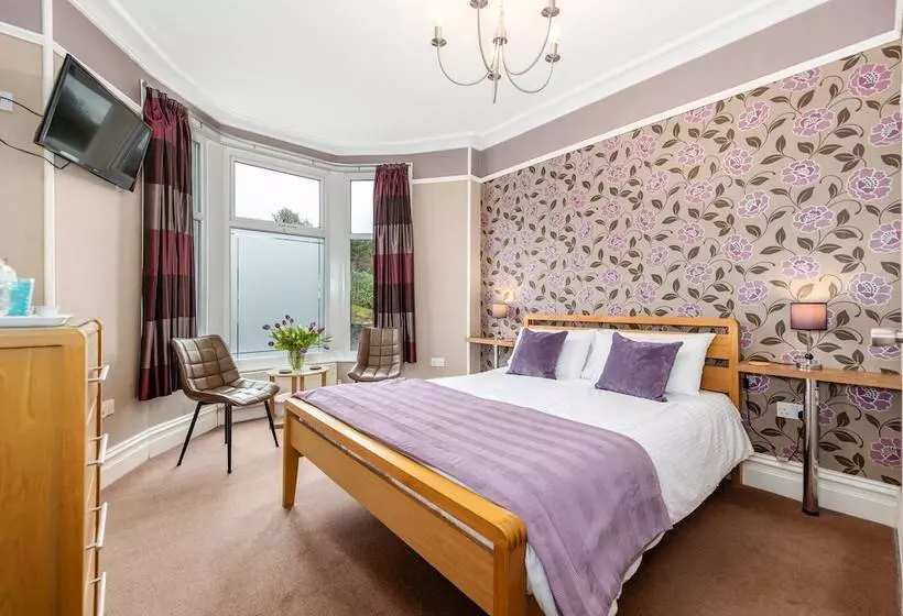 ホテル Thornbank House Offering Breakfast And With Free Off Site Health Club