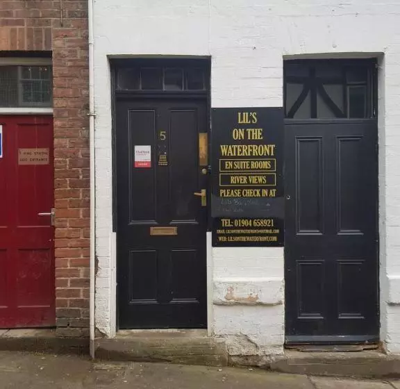 ホテル Lil's On The Waterfront