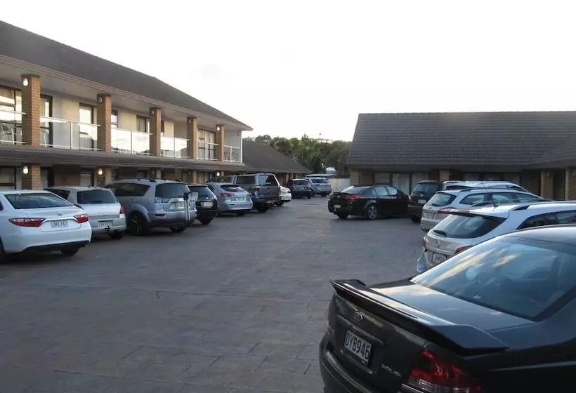 مُتل Palm City Motor Inn