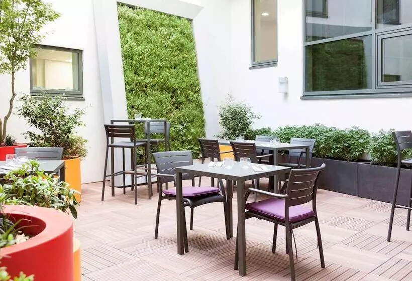 Novotel Paris Saint Denis Stade Basilique