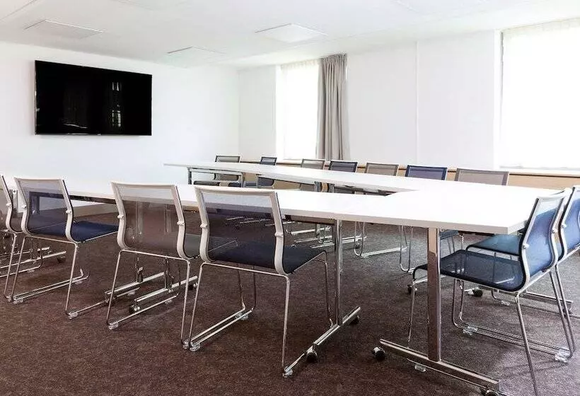 Novotel Paris Saint Denis Stade Basilique