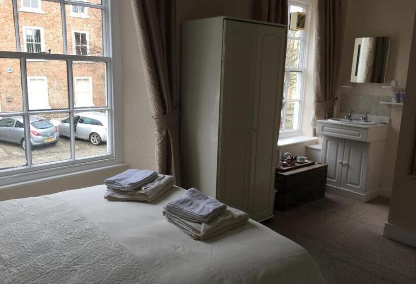 پانسیون The Buck Inn