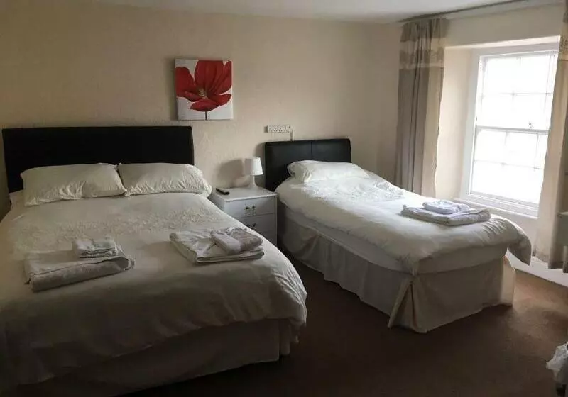 ペンション The Buck Inn