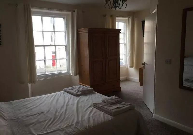 ペンション The Buck Inn