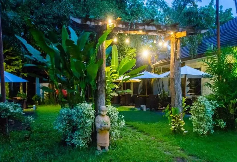 Sheridan Boutique Resort Iloilo