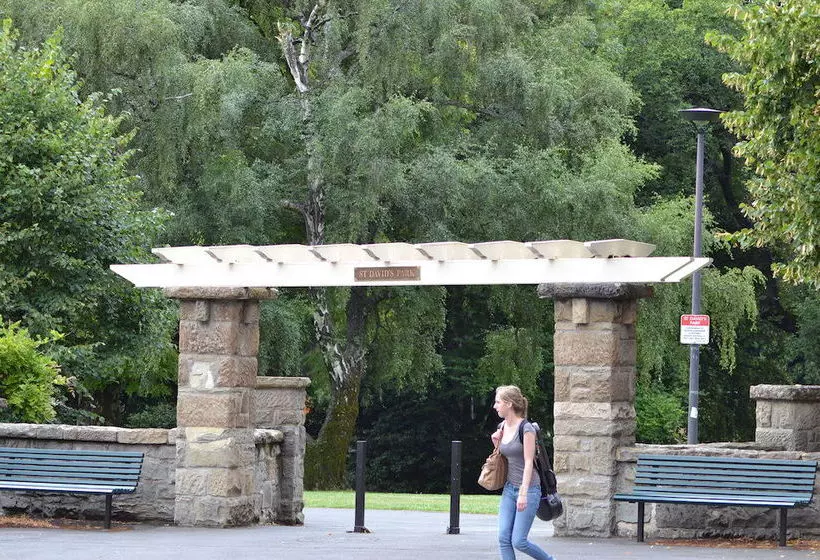 호텔 Welcome Stranger