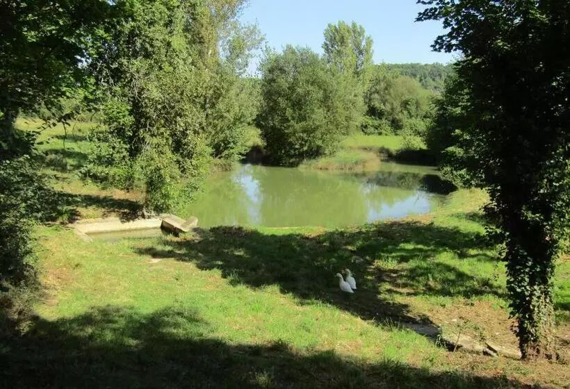 ベッドアンドブレックファースト La Demeure Des Fleurs