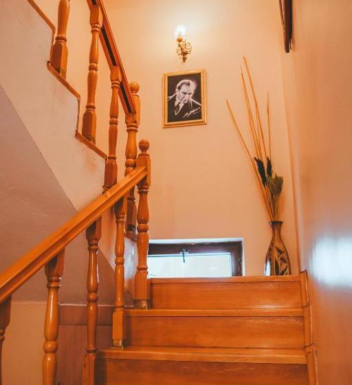 مبيت وإفطار Pigeon Valley Stone House