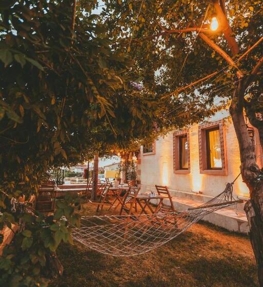 مبيت وإفطار Pigeon Valley Stone House