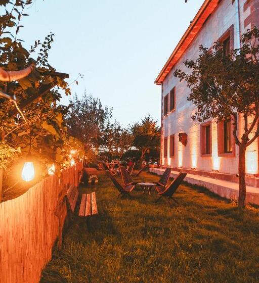 مبيت وإفطار Pigeon Valley Stone House