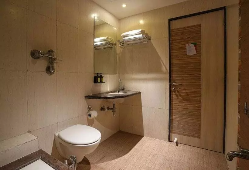 Fabhotel Prime Rester Select