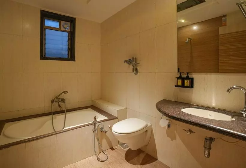 Fabhotel Prime Rester Select