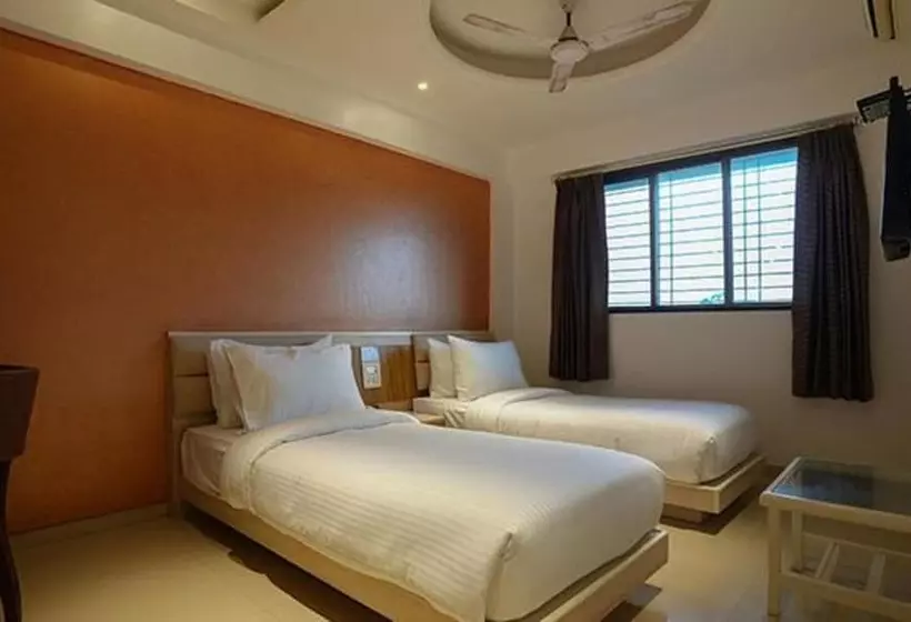 Fabhotel Prime Rester Select