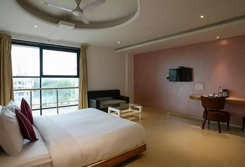 Fabhotel Prime Rester Select