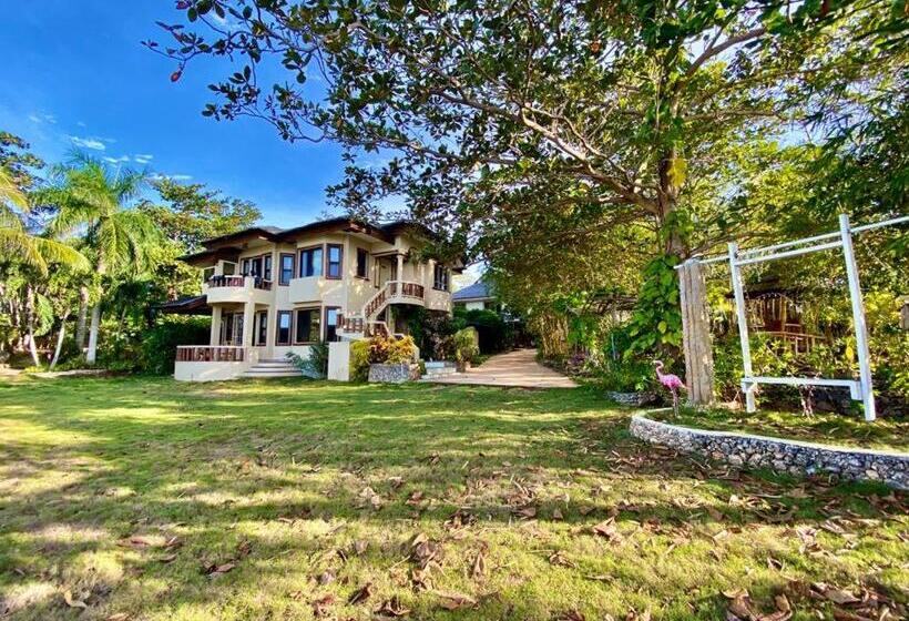 酒店 Tahanan Resort