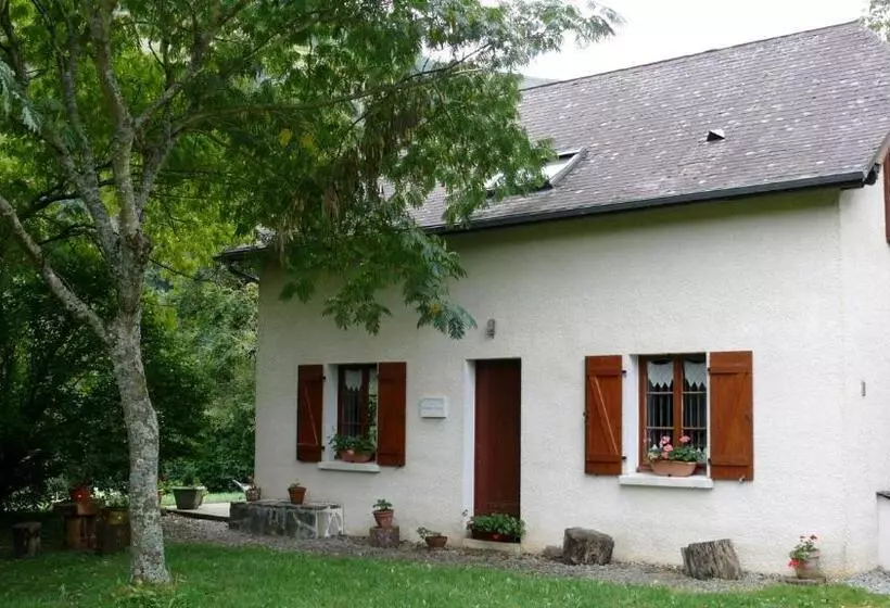 Aamiaismajoitus (B&B) Chambre Chez Sylvie