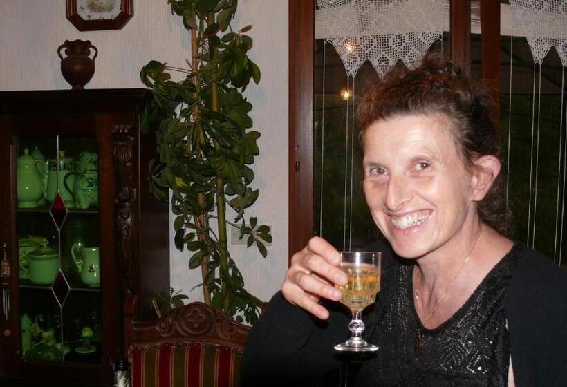 ベッドアンドブレックファースト Chambre Chez Sylvie