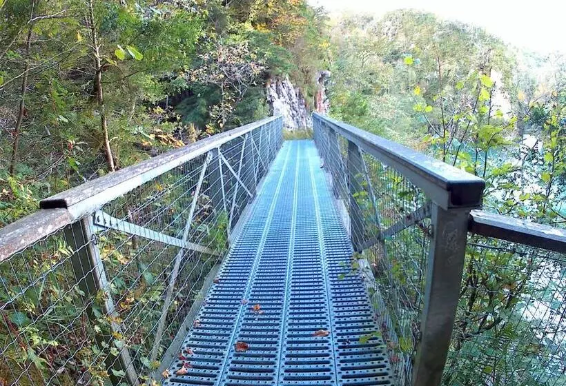 Aamiaismajoitus (B&B) Chambre Chez Sylvie