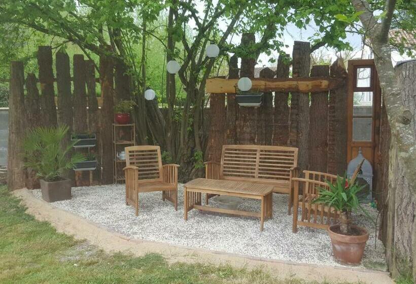 Bed and Breakfast Chambre D Hôtes Chez Denis Et Margot