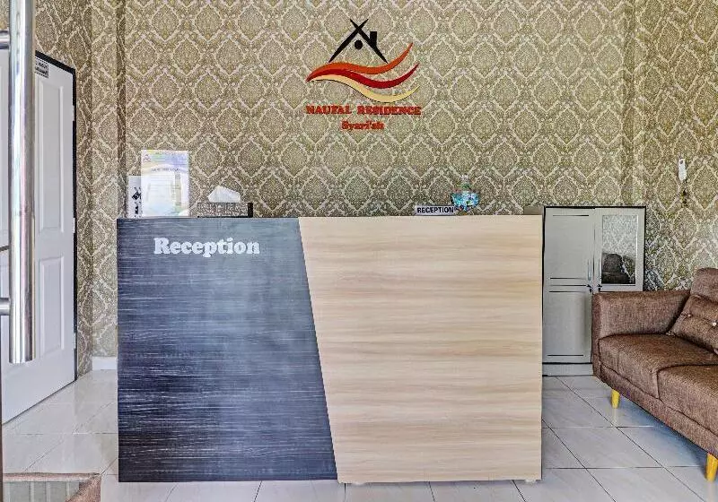 ホテル Oyo 91203 Naufal Residence Syariah