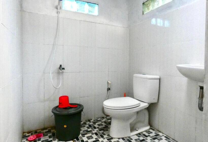 בית מלון כפרי Santi Garden Bungalows