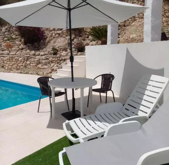 ベッドアンドブレックファースト Almond Reef Casa Rural