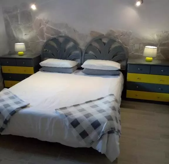 ベッドアンドブレックファースト Almond Reef Casa Rural