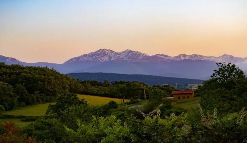 Aamiaismajoitus (B&B) Belloréade Maison D Hôtes