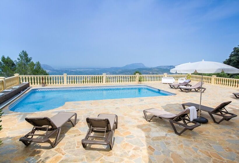 Bed and Breakfast Casa Lennisa