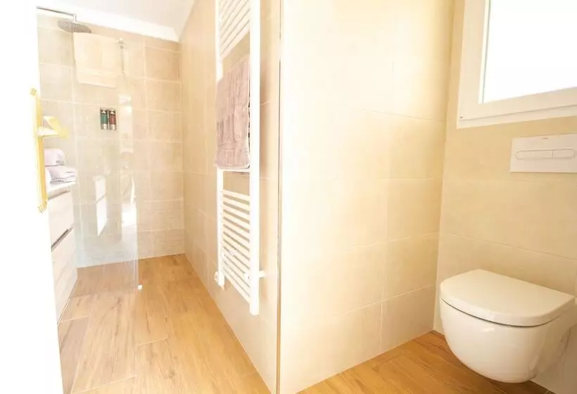 Aamiaismajoitus (B&B) Casa Lennisa