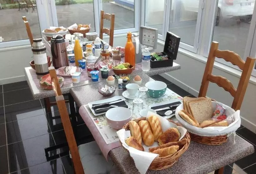 ベッドアンドブレックファースト Chambre D Hotes Le Hamel