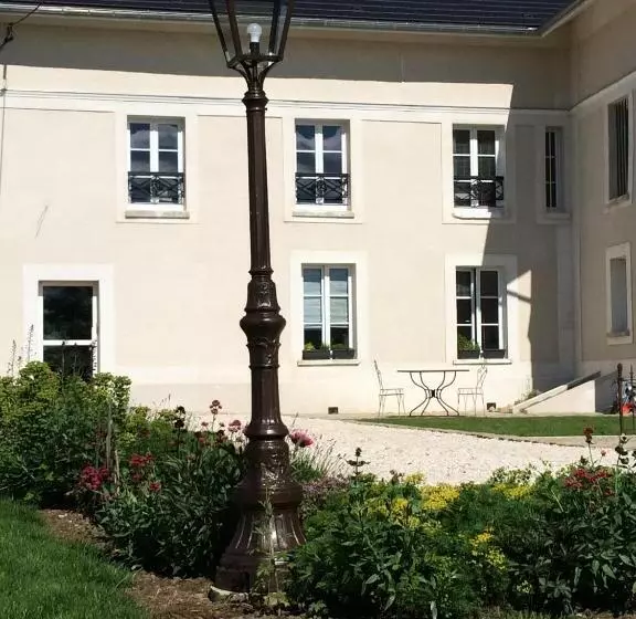 ベッドアンドブレックファースト Demeure Des Pothières