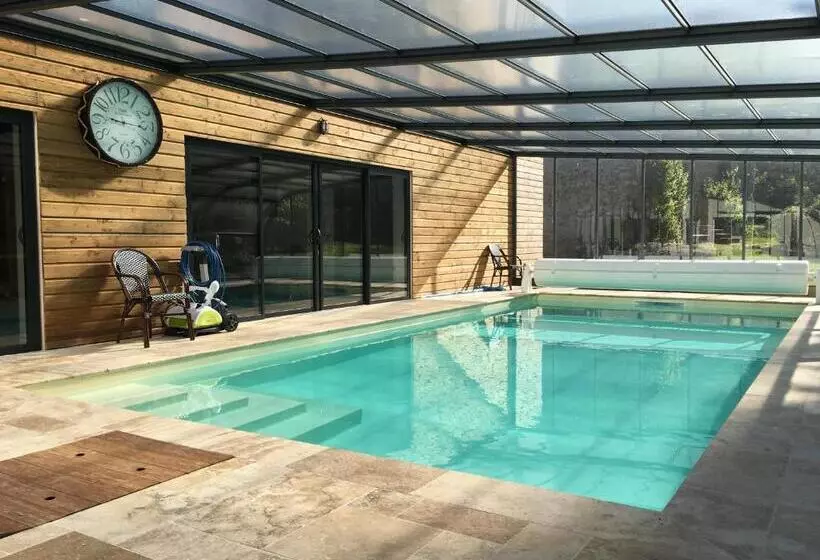 ベッドアンドブレックファースト Demeure Des Pothières