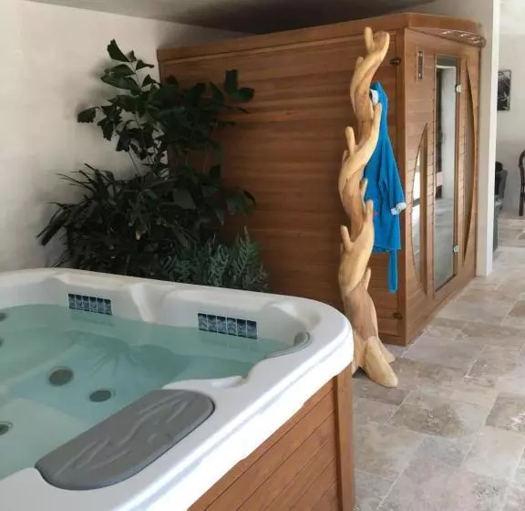 ベッドアンドブレックファースト Demeure Des Pothières