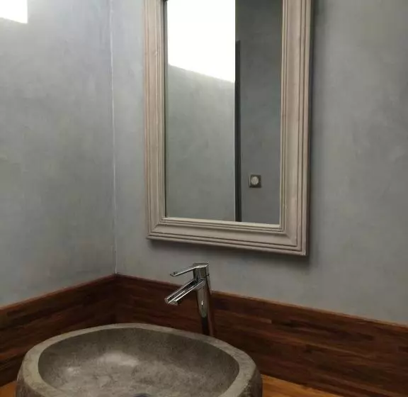 ベッドアンドブレックファースト Demeure Des Pothières