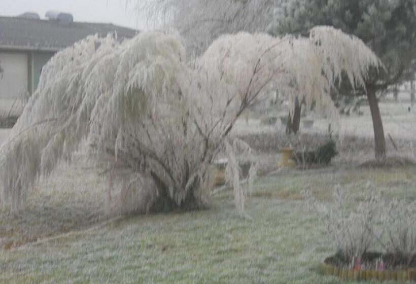 민박 Ferme Les Rousseaux