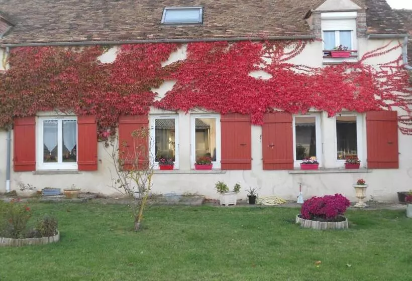 Aamiaismajoitus (B&B) Ferme Les Rousseaux