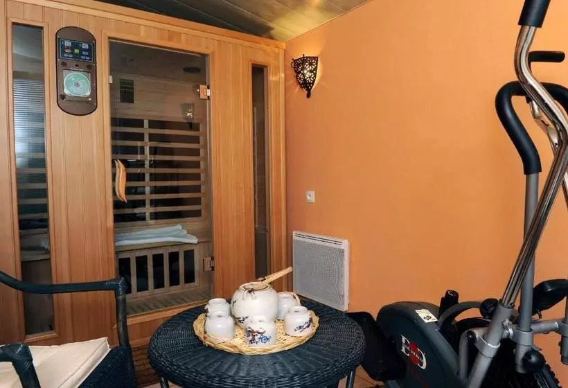 ベッドアンドブレックファースト La Chambre D Amis La Costignieres