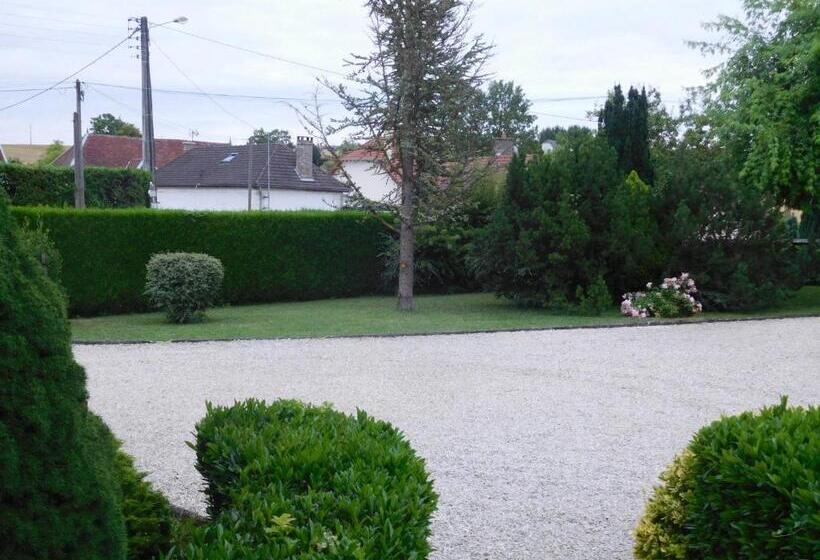 צימר La Chambre D Amis La Costignieres