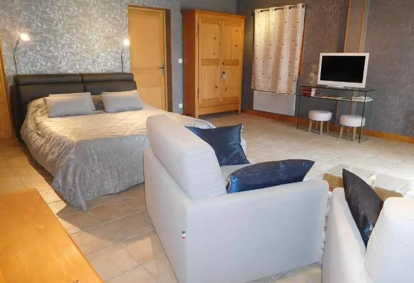 ベッドアンドブレックファースト La Chambre D Amis La Costignieres