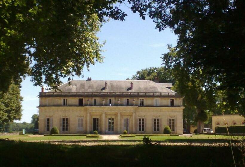 مبيت وإفطار Le Château De Bressey & Son Orangerie