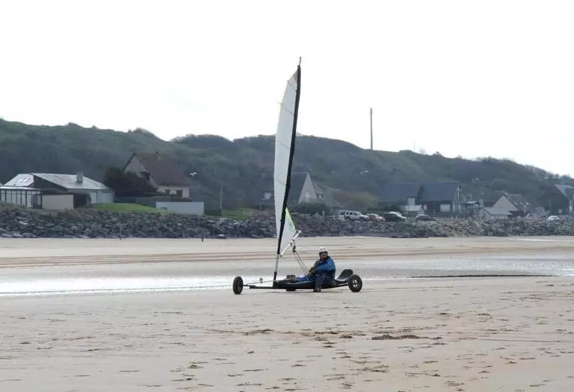 ベッドアンドブレックファースト Le Manoir Du Pont Senot