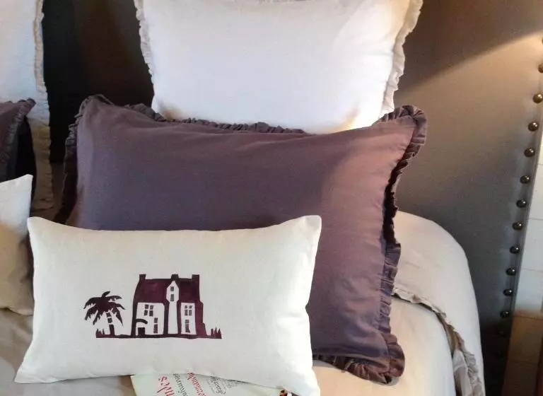 ベッドアンドブレックファースト Le Manoir Du Pont Senot