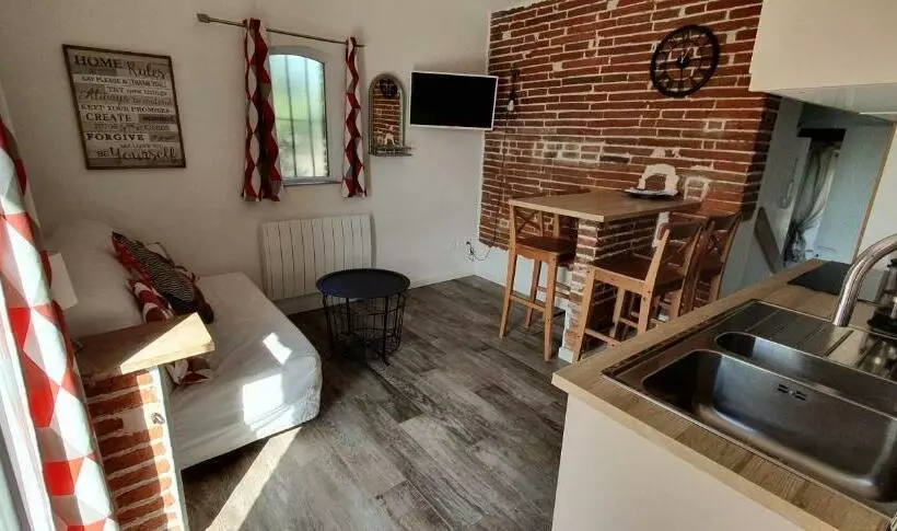 Aamiaismajoitus (B&B) Les Hauts De Sames