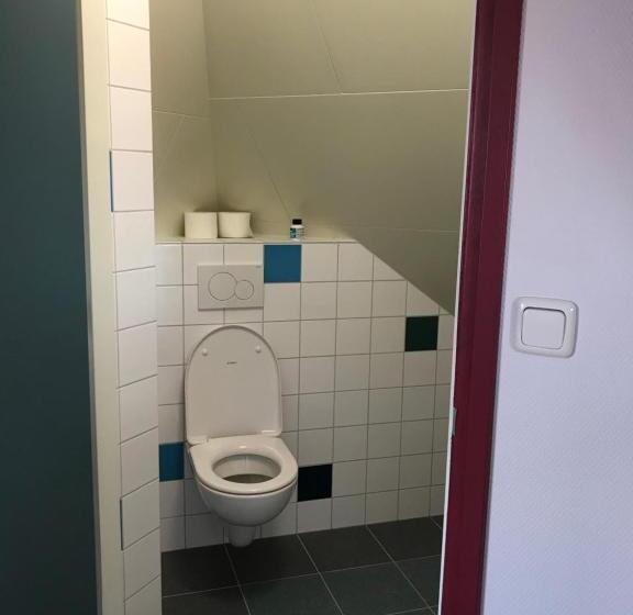 Bed and Breakfast Logeren Bij De Ruimte